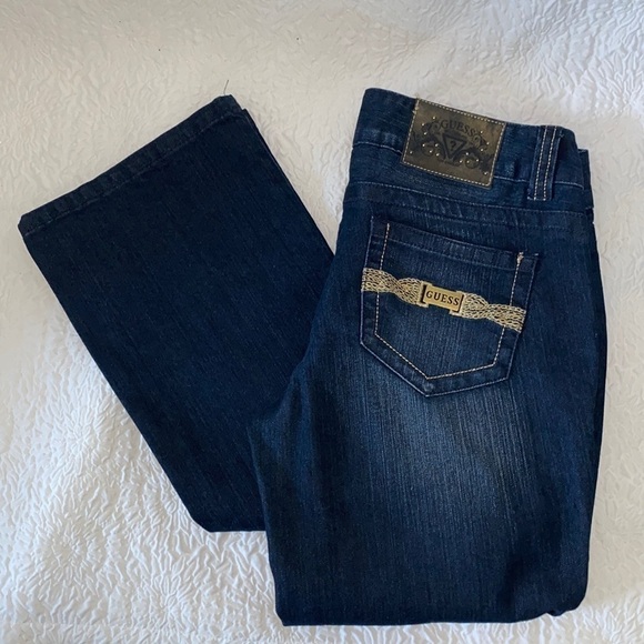 GUESS Low-Rise Bootcut Jeans NWOT - Picture 1 of 9